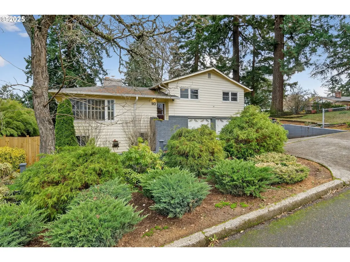 110 NE 130th Pl, Portland, OR 97230 - Image #1