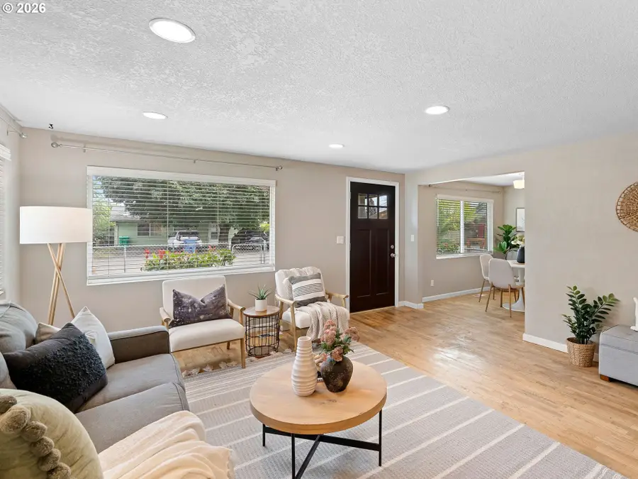 8115 SE 64th Ave, Portland, OR 97206 - #2