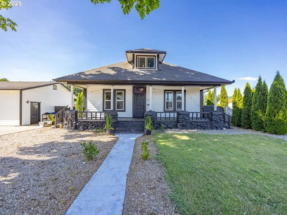 410 E Yacolt Rd, Yacolt, WA 98675 - Image #1