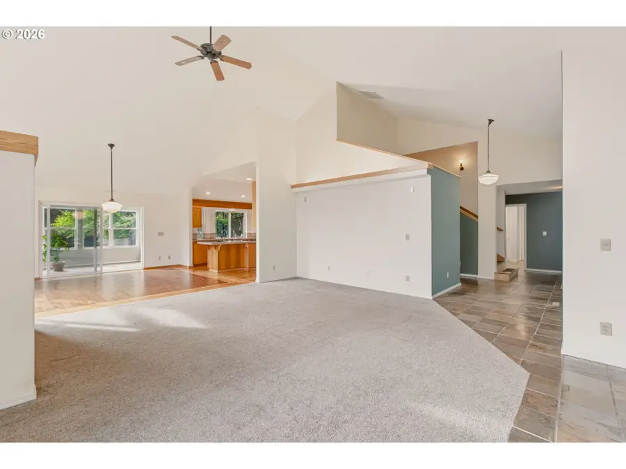 232 Timberwood Dr, Castle Rock, WA 98611 - #3