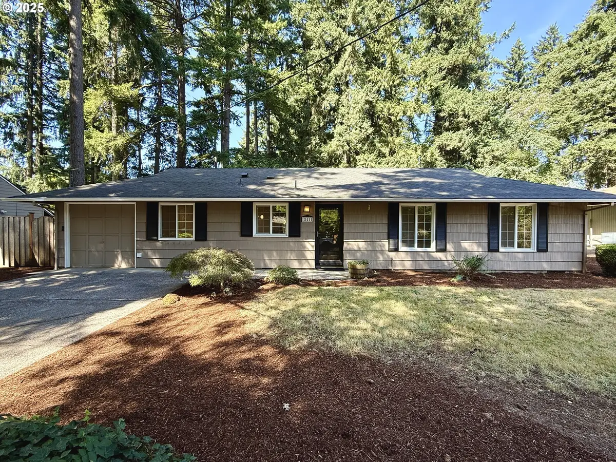 18411 Longfellow Ave, Northwest Clackamas, OR 97035 - Image #1