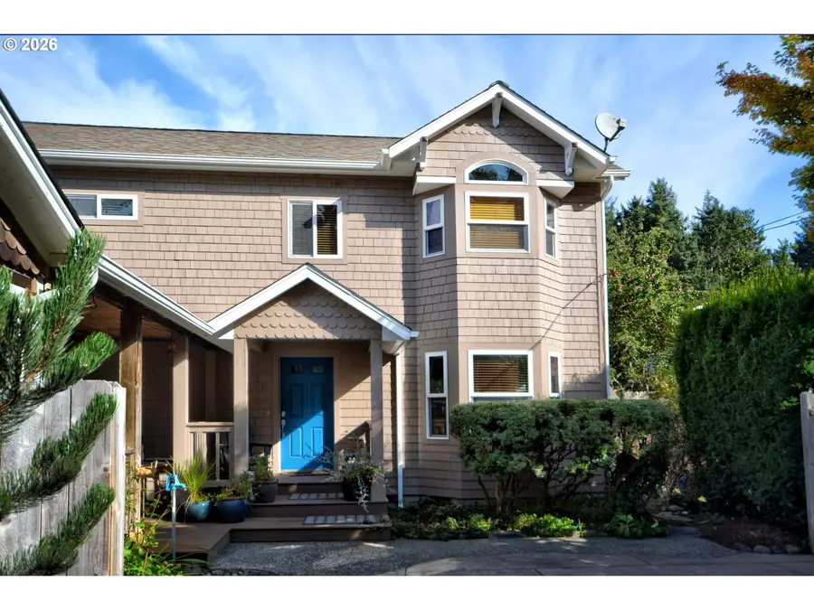 264 E Jackson St, Cannon Beach, OR 97110 - #3