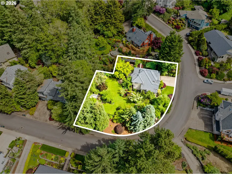 2595 W 28th Ave, Eugene, OR 97405 - #3
