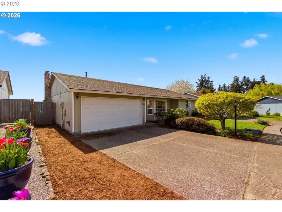 1365 SE Duke Dr, Hillsboro, OR 97123 - #2