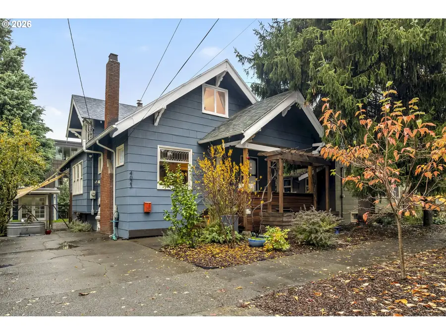 4023 SE Ivon St, Portland, OR 97202 - #2