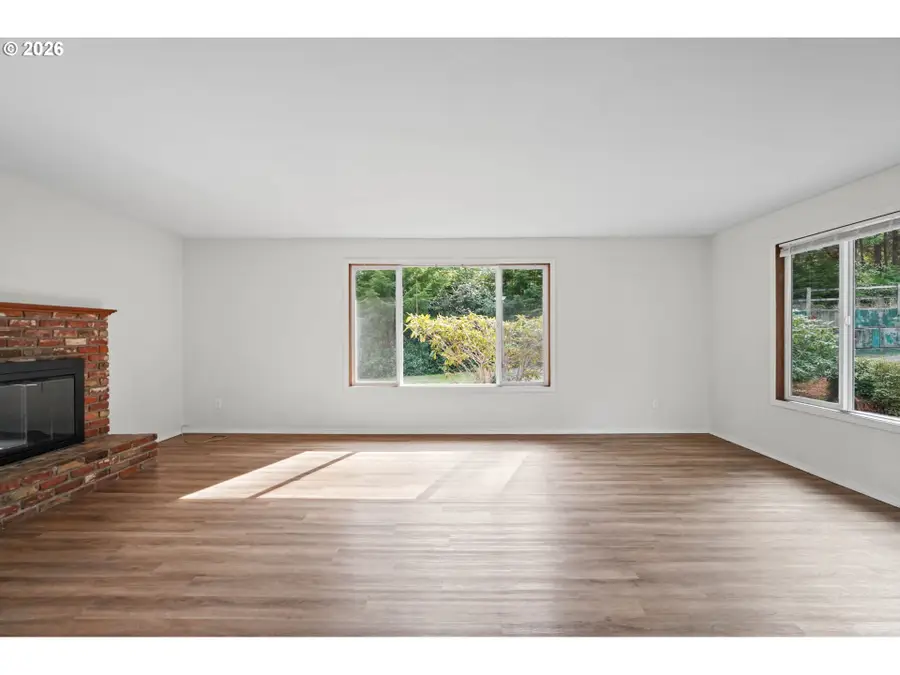 840 Ocean Blvd Se, Coos Bay, OR 97420 - #3