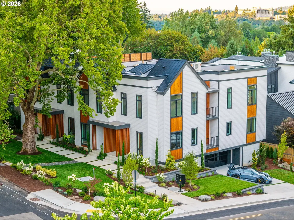 705 1st St, Lake Oswego, OR 97034 - Image #1