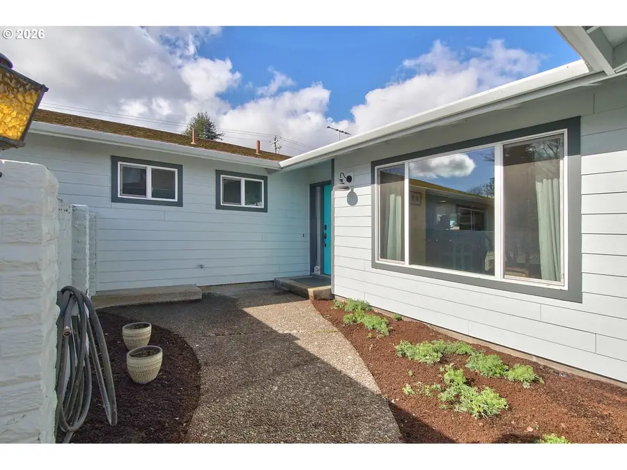 788 NW 13th Ave, Canby, OR 97013 - #3