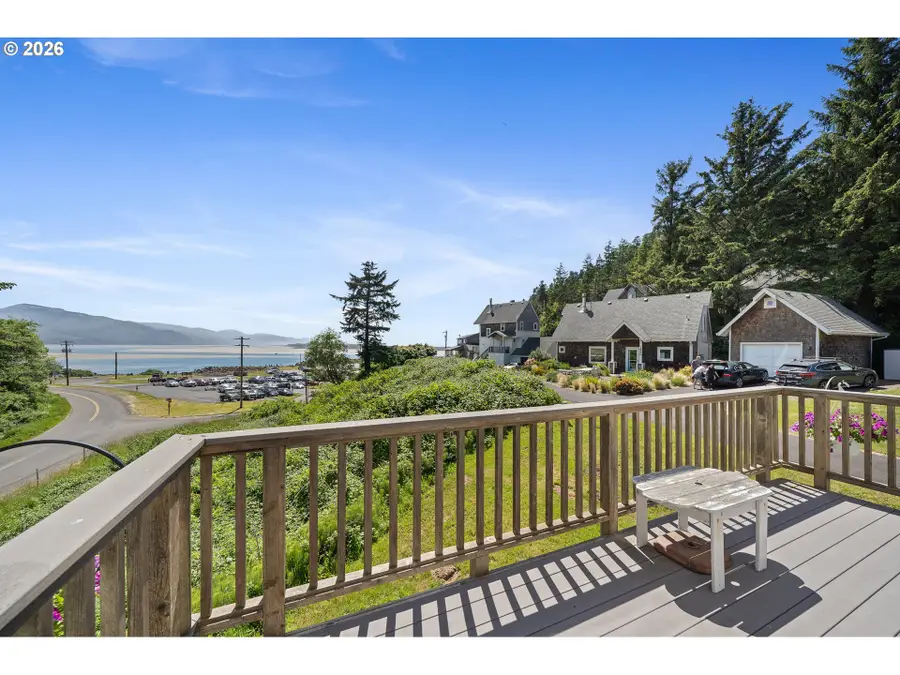 1980 Spyglass Ct, Tillamook, OR 97141 - #2