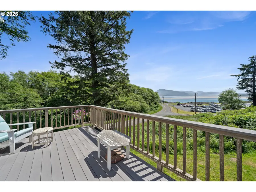 1980 Spyglass Ct, Tillamook, OR 97141 - #3