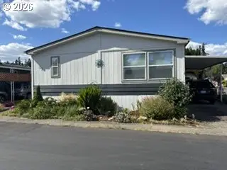 18485 SW Pacific Dr #Unit 89, Tualatin, OR 97062