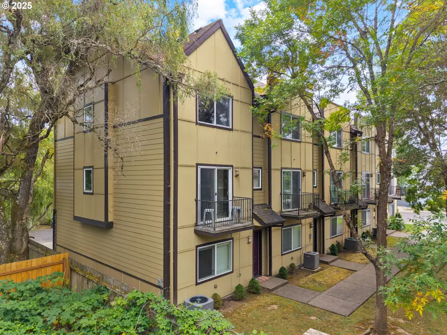 2924 SW Tranquility Ter, Beaverton, OR 97003 - Image #2