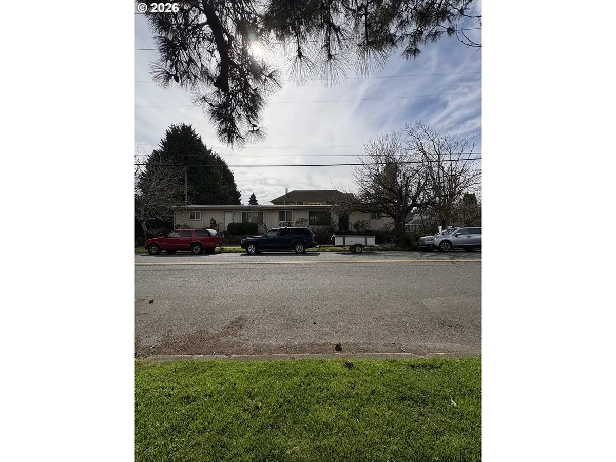 424 N Skidmore St, Portland, OR 97217 - #1
