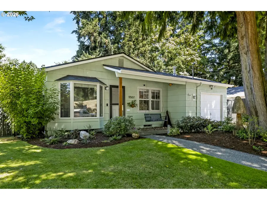 11507 SE Yamhill St, Portland, OR 97216 - #2