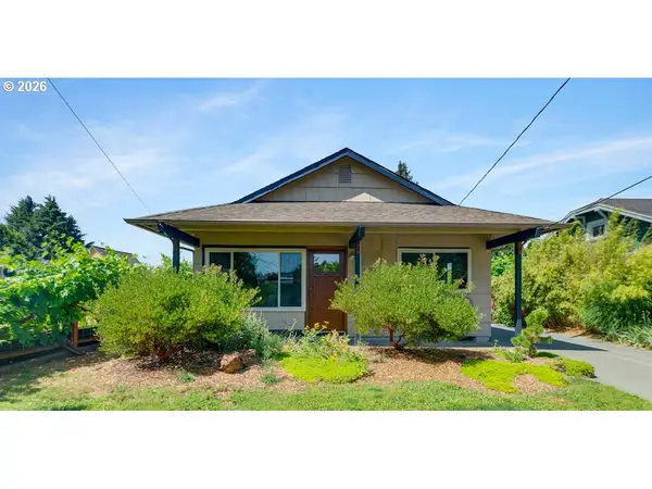 8329 SE Morrison St, Portland, OR 97216