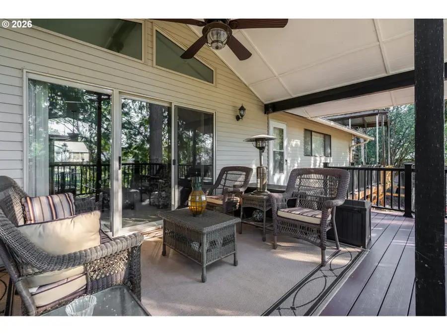 3362 SE Willow St, Hillsboro, OR 97123 - Image #2