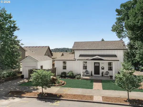 809 Jq Adams St, OregonCity, OR 97045