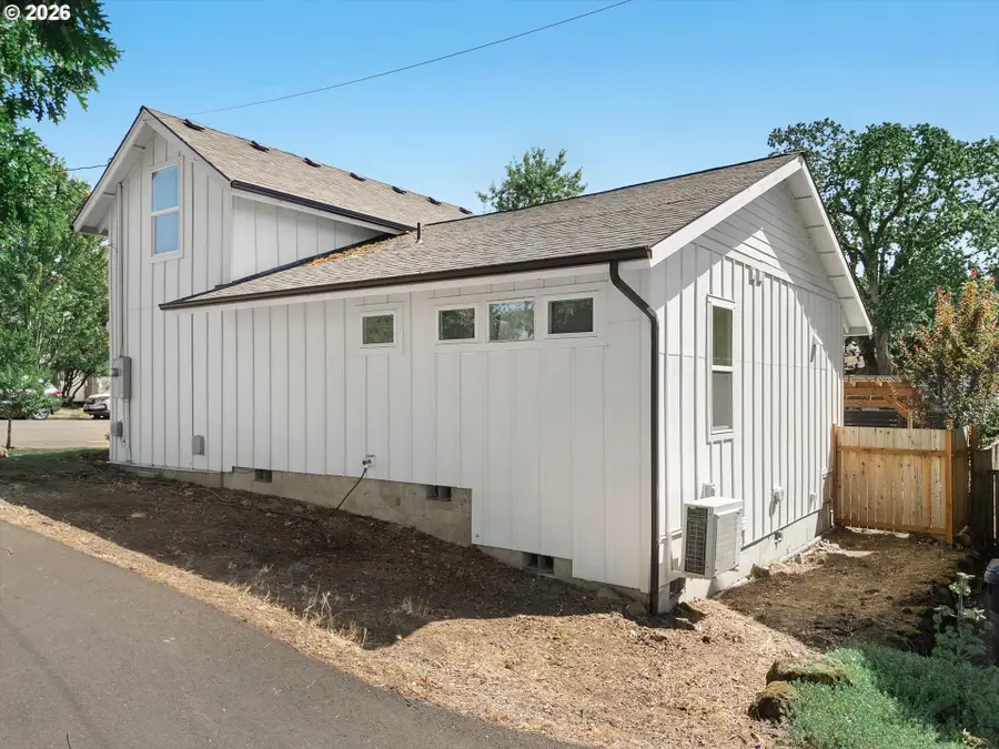 809 Jq Adams St, Oregon City, OR 97045 - #3
