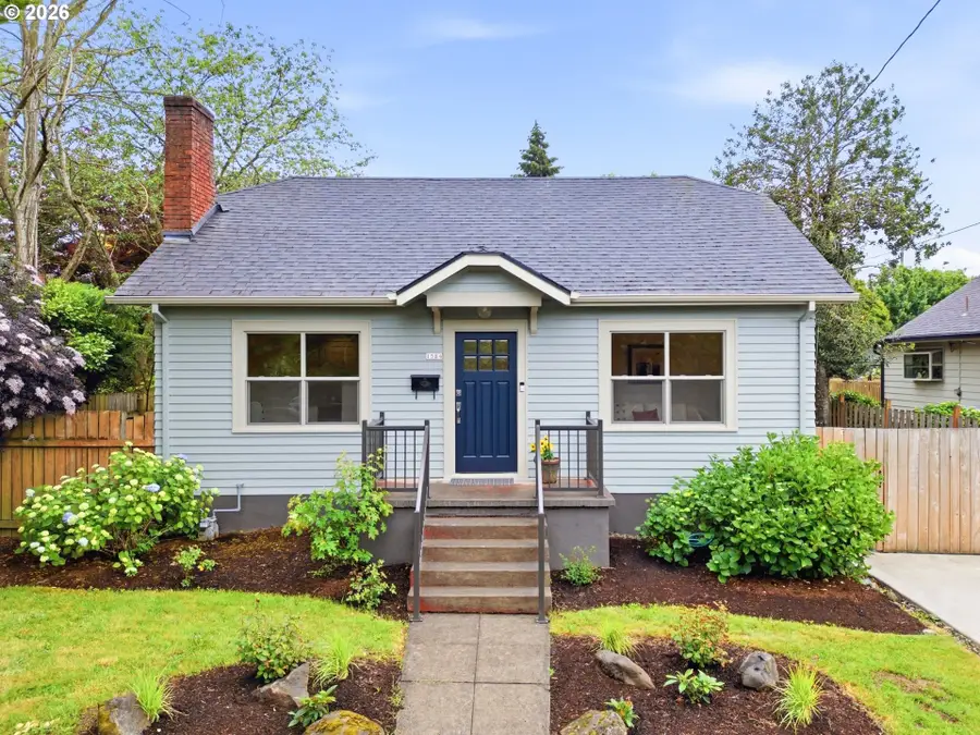 1584 N Prescott St, Portland, OR 97217 - #2