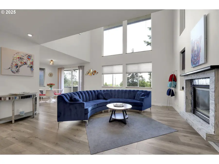 77 Bangle Ct, Cottage Grove, OR 97424 - #2