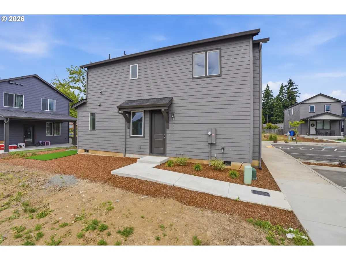 6204 NE 43rd St, Vancouver, WA 98661 - #1