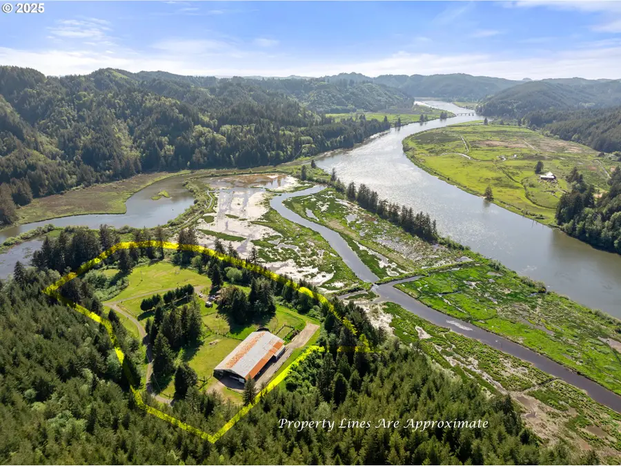 2475 S Smith River Rd, Reedsport, OR 97467 - Image #2