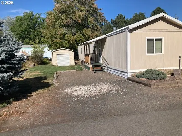 1809 26th St, La Grande, OR 97850 - #2