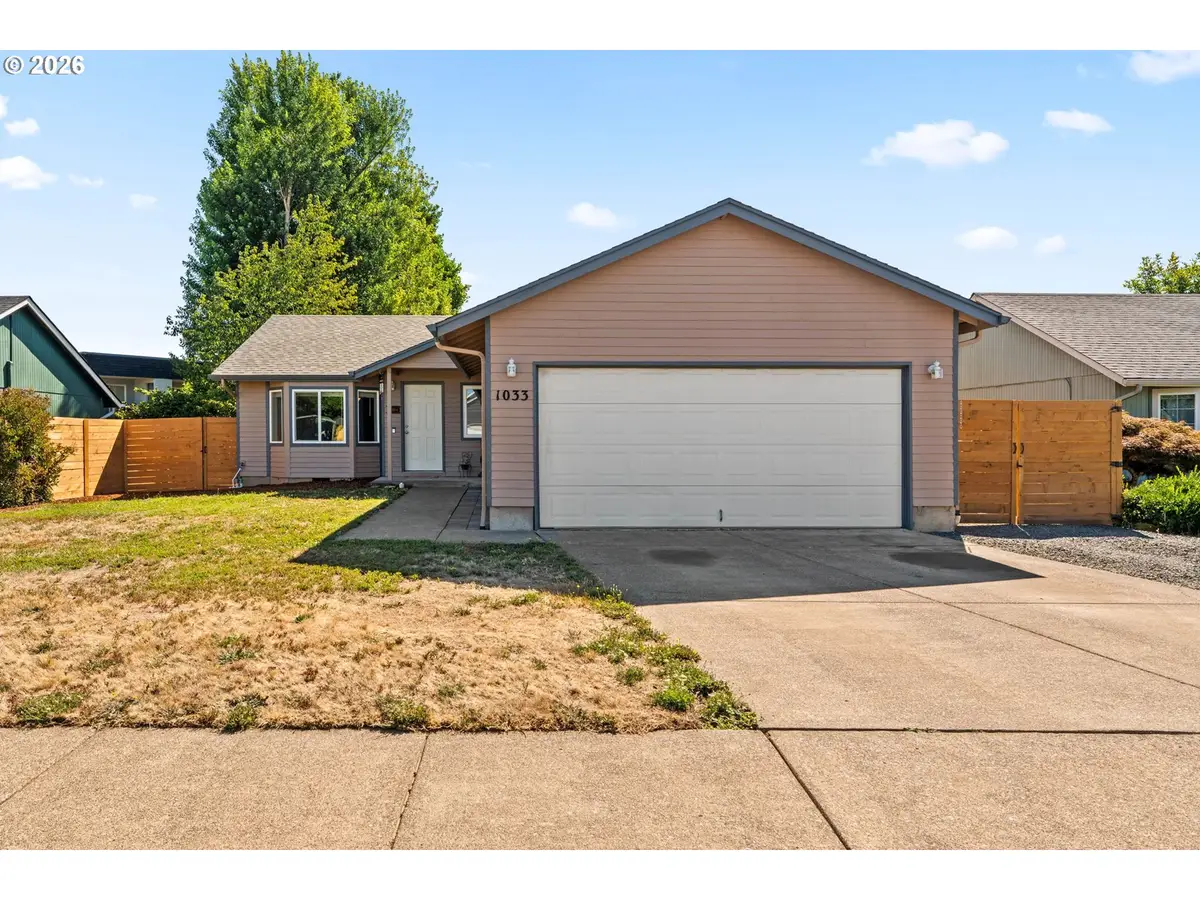 1033 Ash Grove Loop, Creswell, OR 97426 - #1