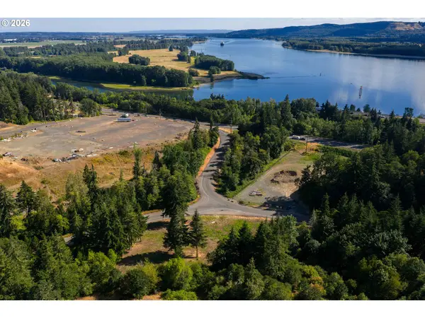 174 Daves View Dr, Kalama, WA 98625