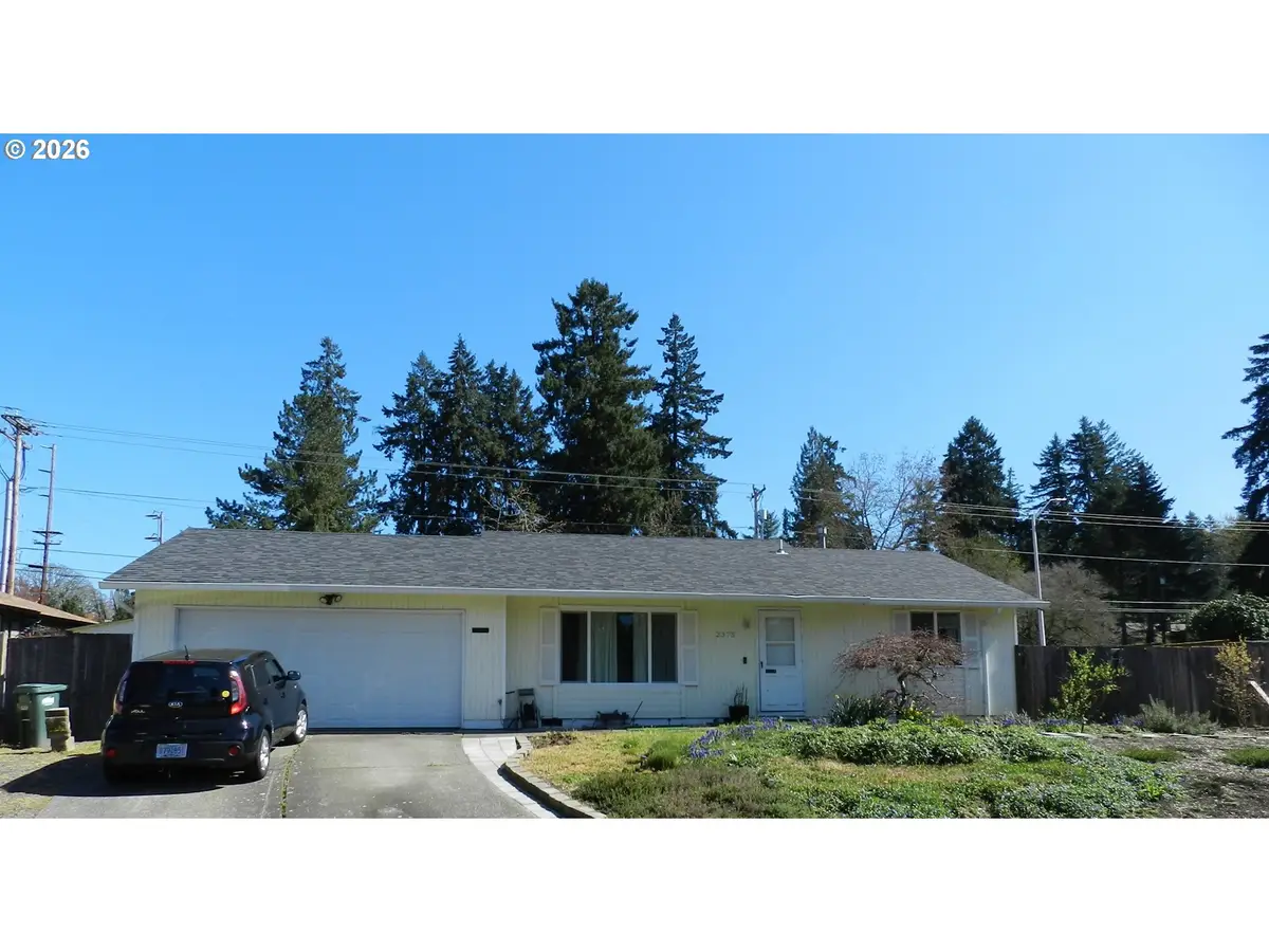 2375 SE Washington Ct, Hillsboro, OR 97123 - #1