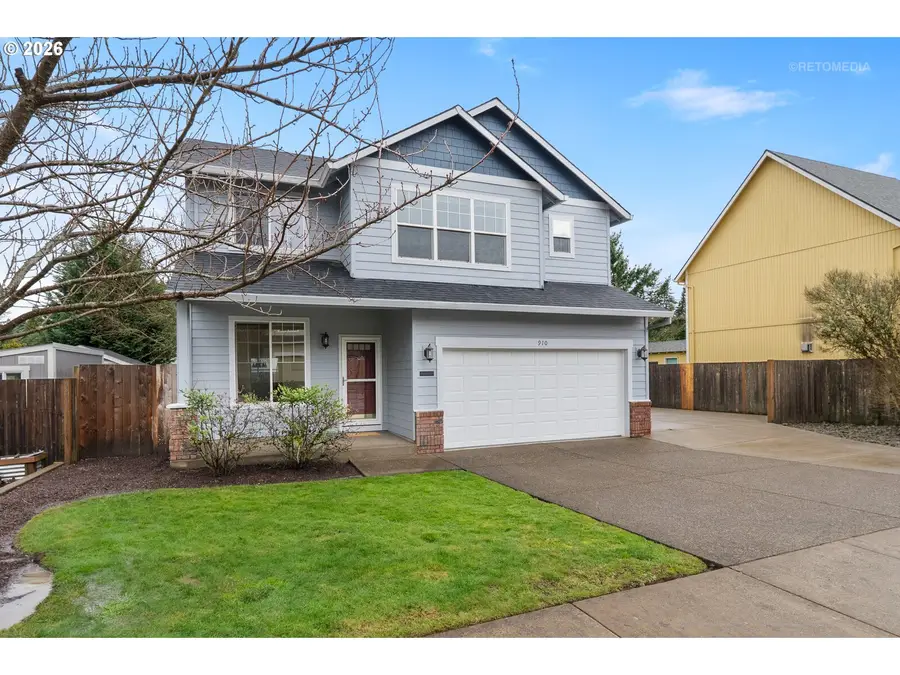 910 NE 4th Ave, Hillsboro, OR 97124 - Image #3