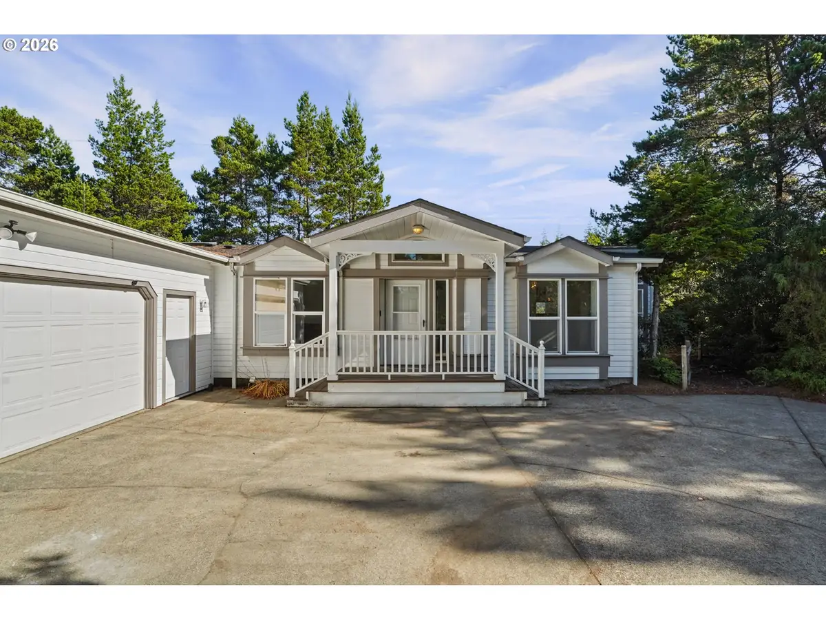 428 Sherwood Loop, Florence, OR 97439 - #1