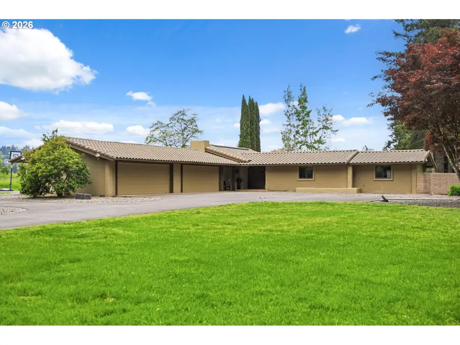 1700 SE Dundee Landing Rd, Dundee, OR 97115 - #2