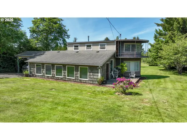 35255 Lyngstad Heights Ln, Astoria, OR 97103