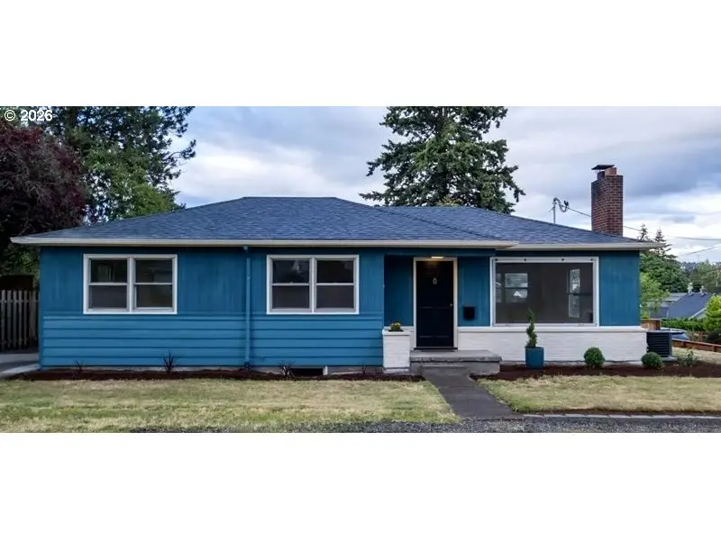 8610 NE Hancock St, Portland, OR 97220 - #1
