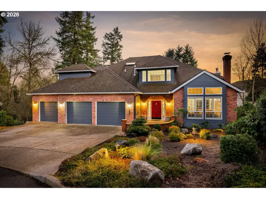 4302 SW Terlyn Ct, Portland, OR 97221 - Image #2