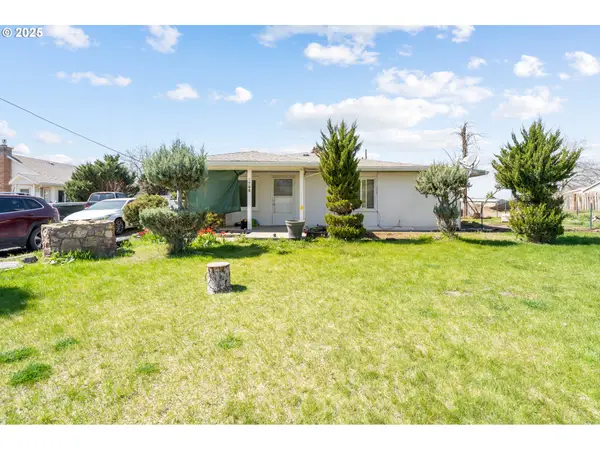 1795 NW 11th St, Hermiston, OR 97838