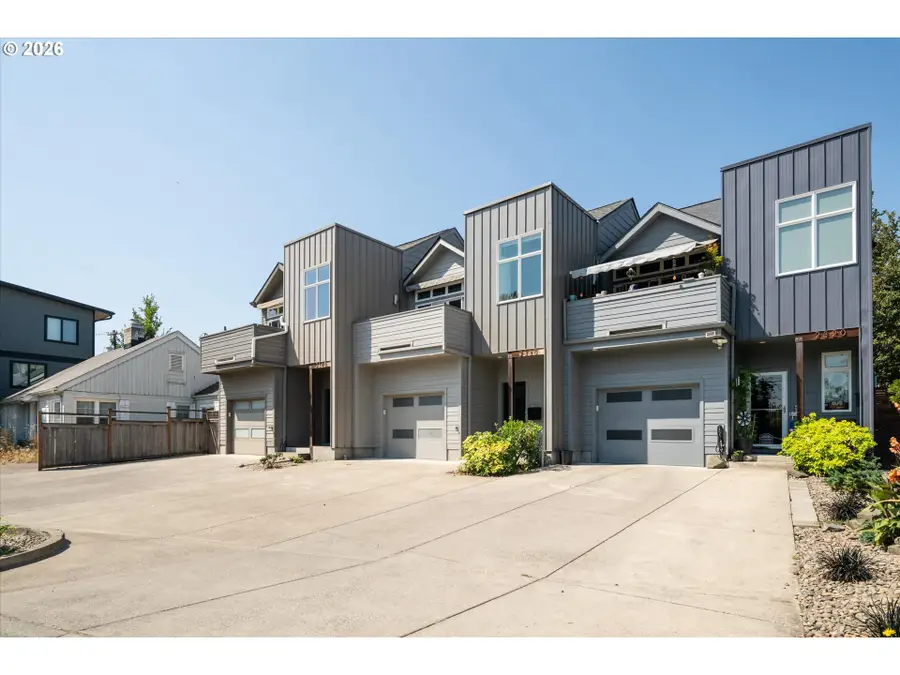 2330 Willamette St, Eugene, OR 97405 - #3