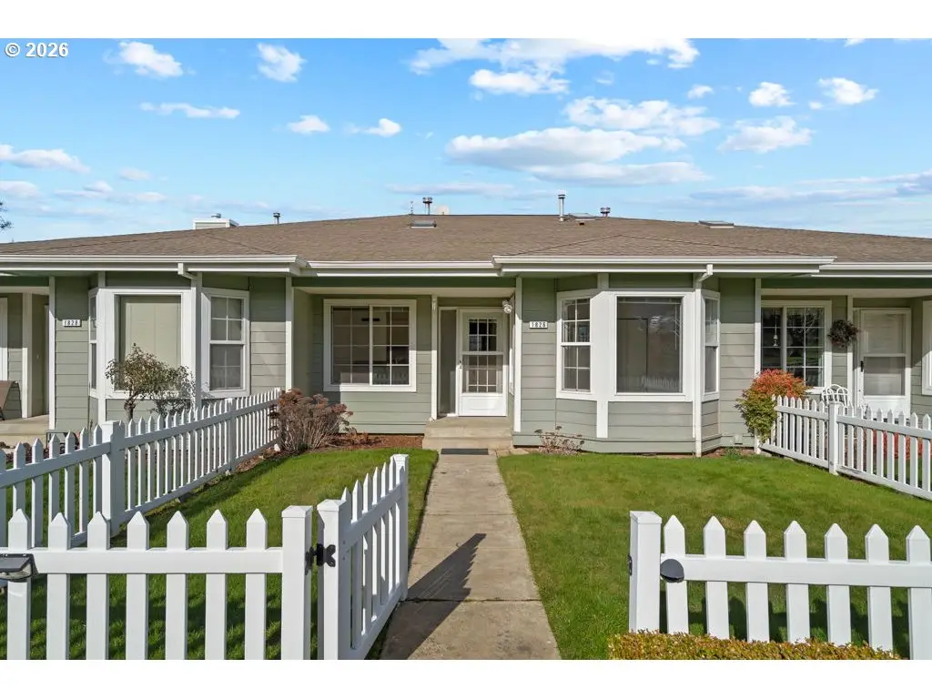 1826 Armadale Ave, Hood River, OR 97031 - #1