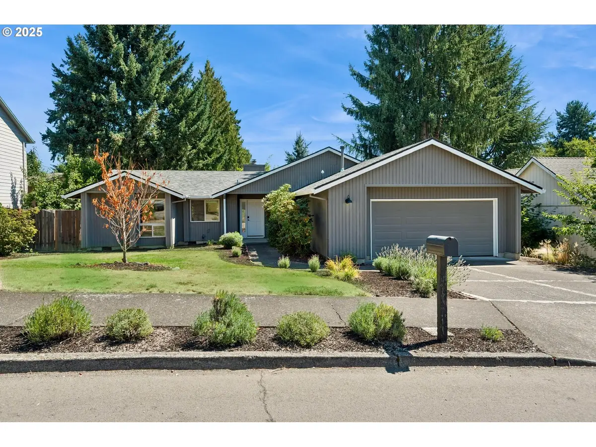 15240 SW 100th Ave, Tigard, OR 97224 - Image #1