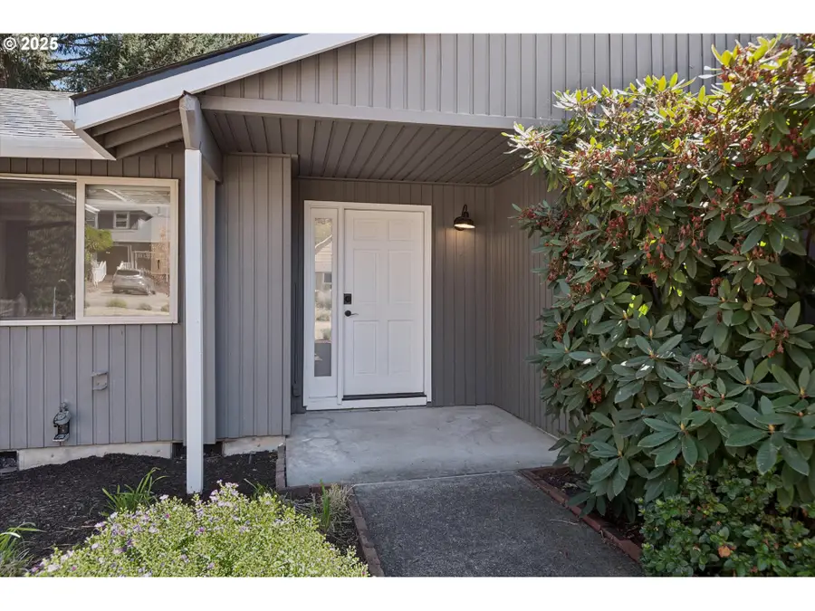 15240 SW 100th Ave, Tigard, OR 97224 - Image #3
