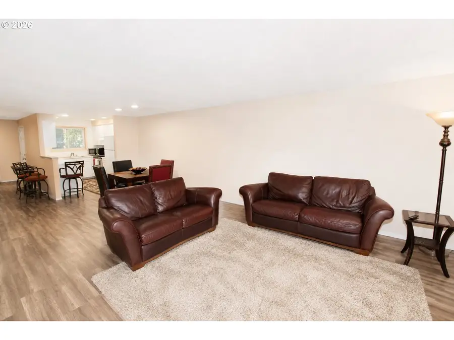 5301 Plomondon St #12, Vancouver, WA 98661 - #2