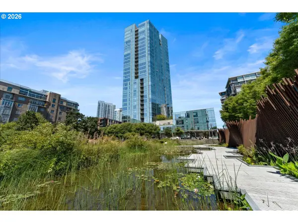 1075 NW Northrup St #220, Portland, OR 97209