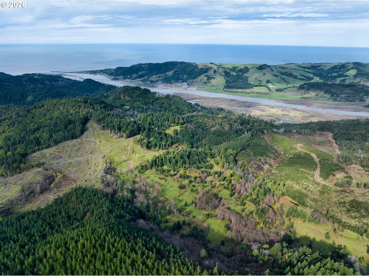 000 Jerrys Flat Rd, Gold Beach, OR 97444 - #1