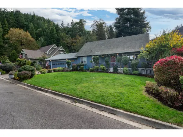 127 Deaton Ct, Canyonville, OR 97417