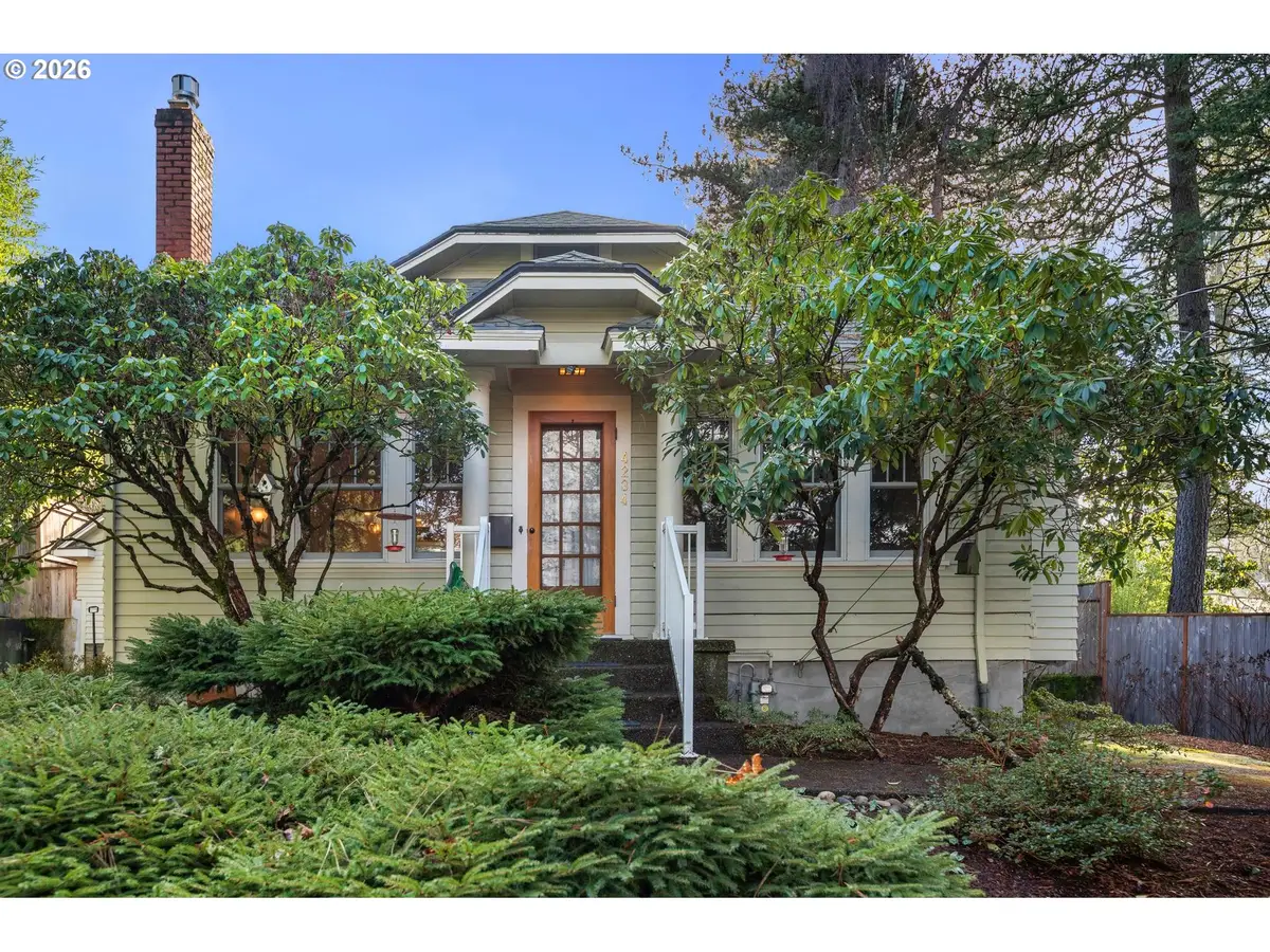 4234 SW Hume St, Portland, OR 97219 - Image #1