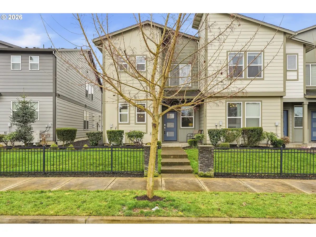 7950 SE Butternut Creek Pkwy, Hillsboro, OR 97123 - #1