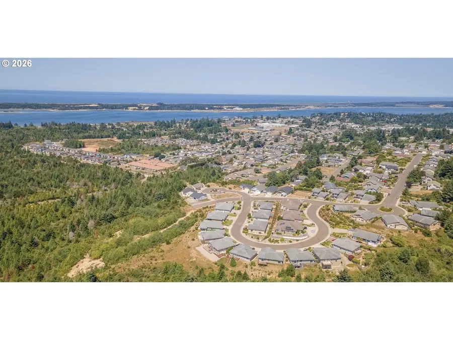 1 Nautical Ct, Coos Bay, OR 97420 - #3