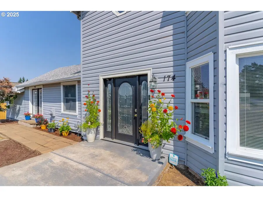 174 Steelhammer Rd, Silverton, OR 97381 - Image #2