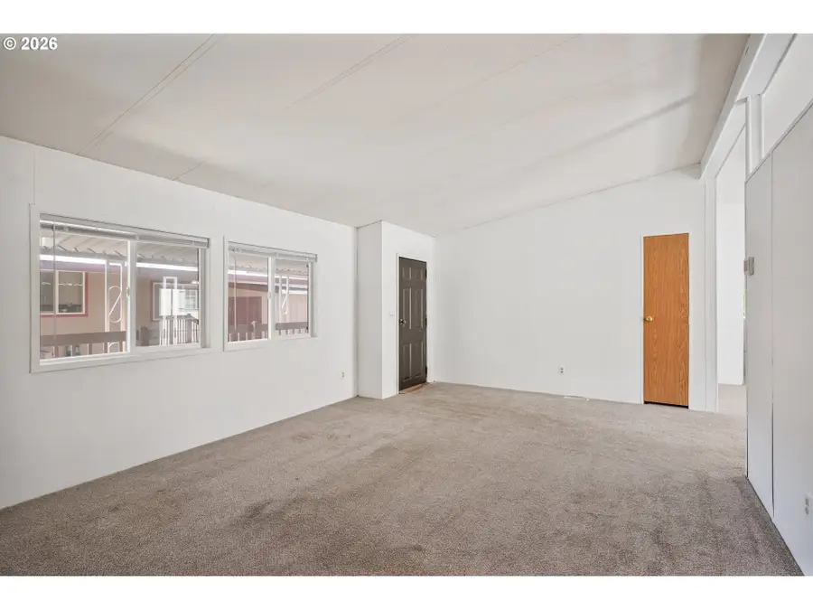 2355 Sparrow Loop #169, Kelso, WA 98626 - #3